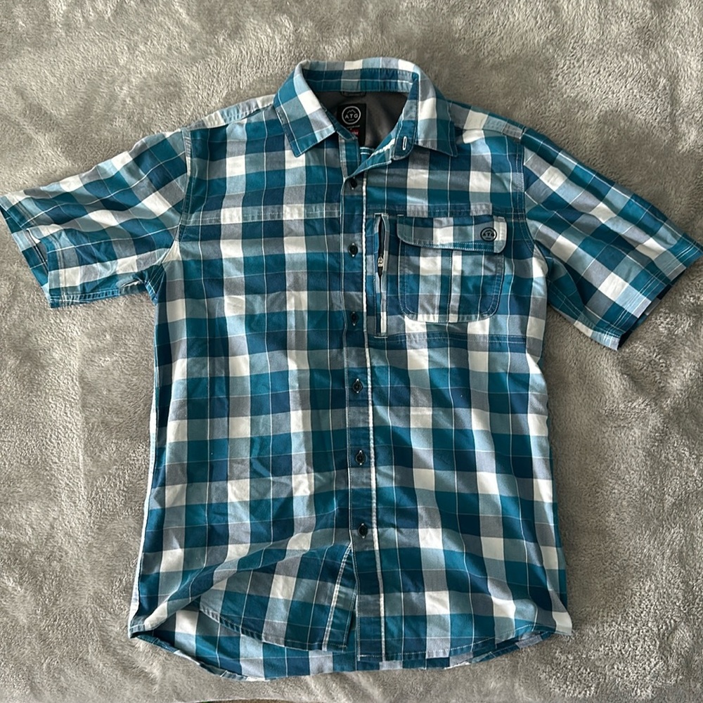 Small Checkered Blue Button down, Relaxed fit, light use, trail, men’s.